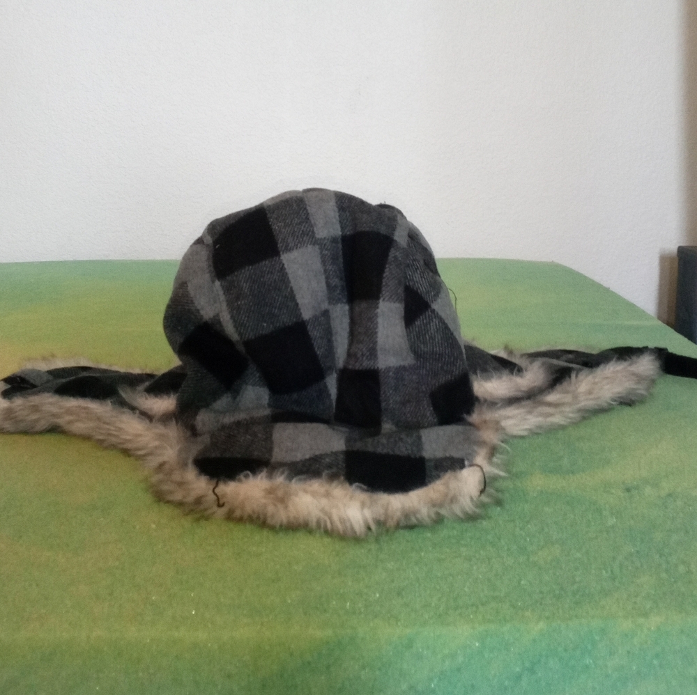 Plaid Trapper Hat with Faux/Wool Fur Lining.